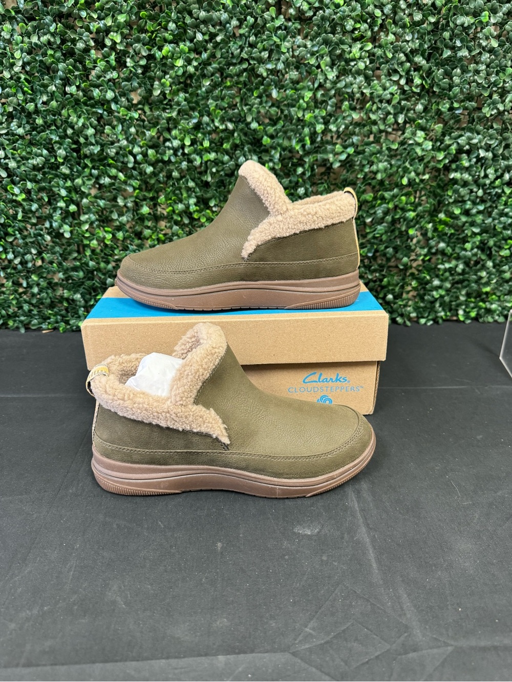 Clarks Breeze Park Ankle Boot - Women’s 7.5